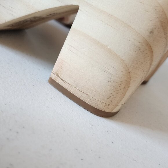 Dolce Vita Clog "EUC" - Picture 15 of 16